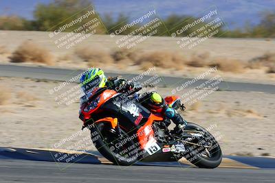 media/Jan-08-2022-SoCal Trackdays (Sat) [[1ec2777125]]/Turn 4 (1145am)/